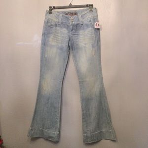 Devine Rights of Denim distressed jeans 29